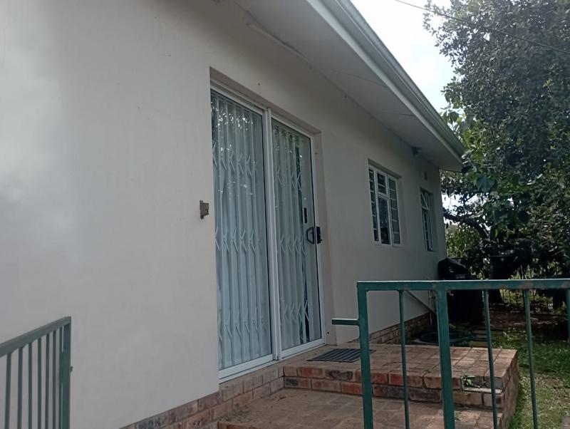 To Let 2 Bedroom Property for Rent in Somerset Heights Eastern Cape